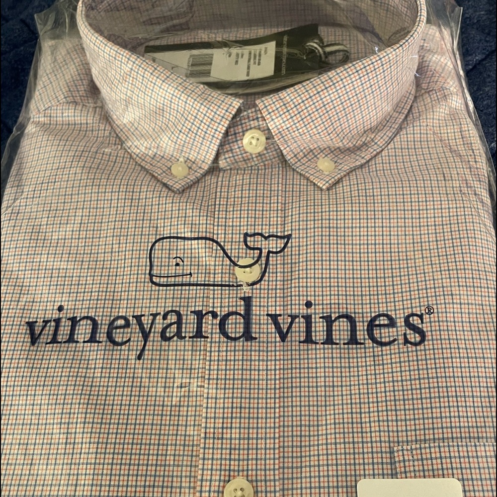 NWT, men’s size large, red white and royal plaid poplin cotton buttondown